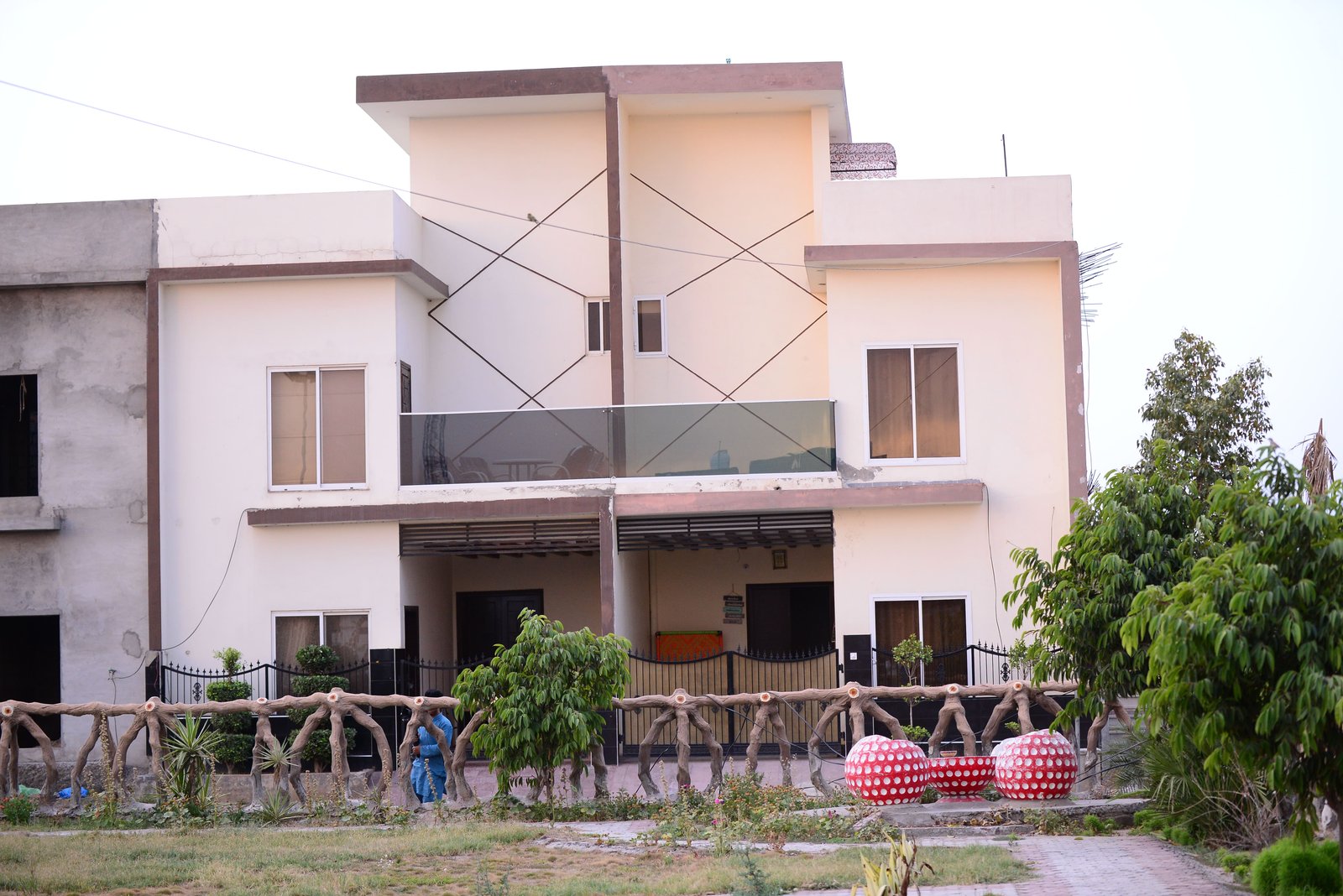 Commercial Sector Area